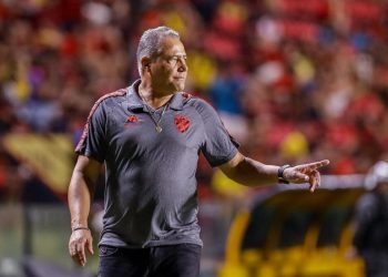 Sport efetiva Márcio Goiano como treinador após sequência invicta