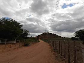 Prefeitura de Petrolândia abre licitação para pavimentação de 1,2 km da estrada que dá acesso ao Mirante da Serrota