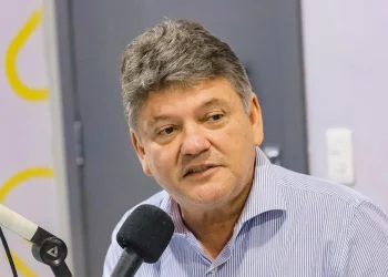Presidente estadual do PSB ironiza Raquel: ‘ela quer votar em Flávio, terá que votar em Caiado e quer Lula neutro’