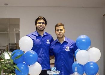 Eletroleo Casa e Escritório completa 4 anos e prepara sexta-feira de ofertas em Petrolândia, com descontos de até 50%