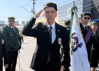 Coronel Alberto Feitosa desfila no 7 de Setembro e representa a Alepe na solenidade