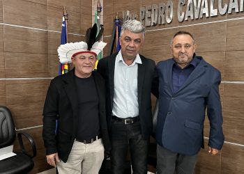 Professor Evaldo é eleito presidente da Câmara de Petrolândia para o biênio 2027-2028